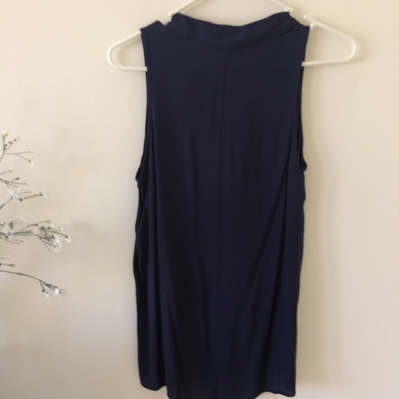 Forever21 Navy Sleeveless Blouse - Picture 3 of 5